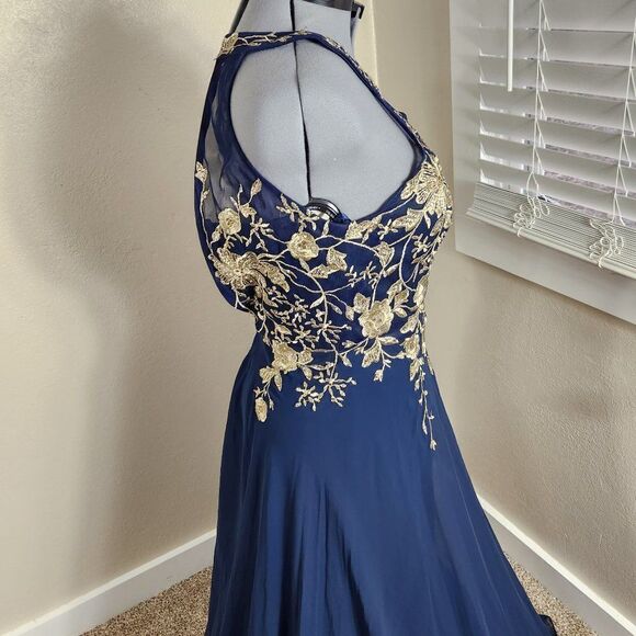 Betsy & Adam Embellished Chiffon Illusion Halter Gown Navy Gold Floral Size 8 - Picture 7 of 15